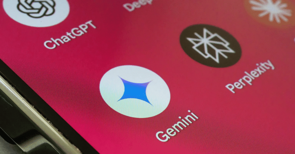 Applications mobiles de ChatGPT, Gemini, Perplexity.